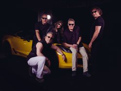 j20 band